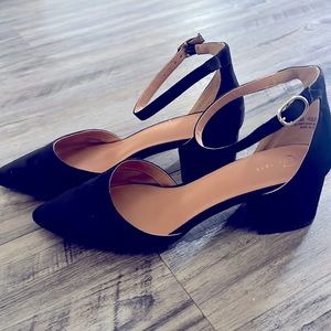 C Est. 1946 Block Heel Sandals Black size 10
